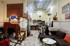 Nhà gần mặt tiền đường khu tên lửa, ngang 5.1m, hẻm thông, nhỉnh 4 tỷ