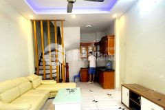 Bán nhà hoàng mai, 5 tầng mới 30m2, ô tô đỗ cổng, 3 tỷ