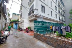 Bán nhà mới 5 tầng phố trạm,long biên 30m2,mt 4.5m full đồ hơn 3tỷ