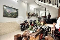 Giáp q1, đối diện landmark 81, hxh 7 chỗ ngủ trong nhà, bình thạnh 60m2 giá 6.8 tỷ.