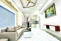 Bán nhà ngọc hà 35m x 5 tầng, ba đình, nhà đẹp ở ngay, cách mặt phố 20m ô tô. giá 3,4 tỷ