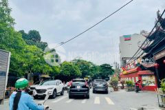 Cần bán đất 2 mặt tiền tặng nhà 2 tầng, ô tô đỗ cửa thông tứ phía tại ngô quyền, hà đông. mt5m