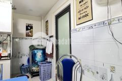 Bán nhà mặt tiền nguyễn trung trực quận bình thạnh. dt 215m2. lh 0932155399.