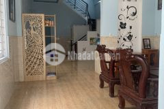 Bán nhà 2 tầng bê tông oto bình trung giá 1 tỷ