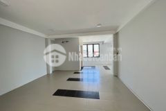 Cho thuê nhà văn phòng nguyên căn 5 tầng mặt tiền đường gần hùng vương