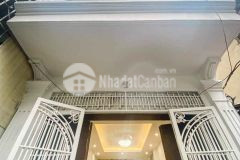 Bán gấp siêu phẩm, cầu giấy 40m2x5t, gần ô tô, mới đẹp, nhỉnh 4 tỷ