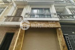 Bán gấp hoàng ngân,40m2,6tầng,mt4m,ngõ rộng 3m,đẹp,chỉ 5tỷ