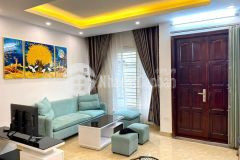 Siêu hiêm nha măt phô hoang quôc viêt cô nhuê, ngay nga tư trung tâm