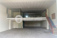 Cho thuê nhà nguyên căn 3 tầng trống suốt có thang máy mặt tiền đường gần 29 tháng 3