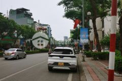 Bán nhà phố nguyễn văn cừ 120m2, mt 9m, kinh doanh, hè rộng, lô góc nhỉnh 20 tỷ