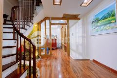 Bán nhà đội cấn 40m x 4 tầng, ba đình, ngõ thông kinh doanh, 10m ô tô đỗ. giá 5 tỷ