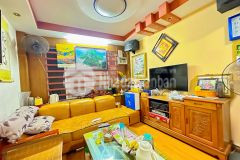 Bán nhà 4 tầng chùa láng, mặt tiền rộng, gần ô tô, vị trí đẹp, nhỉnh 4 tỷ.