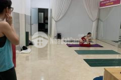 Cho thuê nhà nguyên căn mặt tiền đường ngay gần lê trọng tấn