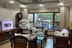 Bán nhà văn quán, phân lô, ô tô đỗ cửa, gần phố, dt 48m, giá 5.6 tỷ