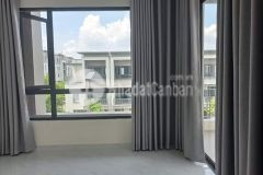 Nhà cần bán, căn góc 2 mặt tiền view sông quận 2