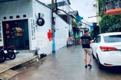 Nhà mới phạm thế hiển q8, hẻm xe hơi sát nhà, không quy hoạch, 74m2, chỉ nhỉnh 4 tỷ