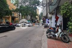 Bán tòa văn phòng phố nguyễn chí thanh quận đống đa 65m nhỉnh 19 tỷ.