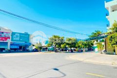 Lô góc 2 mặt tiền ngang 8m gần trục đường hùng vương nga 3 thị trấn nam phước duy xuyên