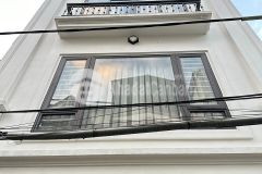 Bán nhà lô góc nguyễn văn cừ, 50m x 5 tầng, mt 5m, kinh doanh, 6 tỷ 5