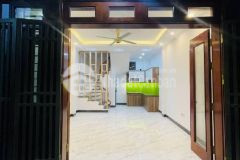 Nhà mới xây thông số đẹp mặt tiền rộng ngõ 3m