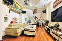 Siêu phẩm lê thanh nghị 81m2, 6 tầng, 12 phòng, mt 4,8m, ba gác, 40m ra mặt phố chỉ 10,3 tỷ.