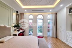 Bán nhà trần quốc hoàn,cầu giấy,60m,4t,ô tô tránh,vỉa hè,kinh doanh,giá 12.5 tỷ. lh hải 0966866250