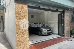 Nhà 5 tầng giáp bát, ô tô vào nhà, 2 thoáng, mới đẹp, 30m2, chỉ 6.9 tỷ.