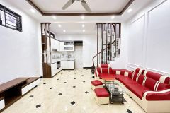 Hiếm hoàng quốc việt cầu giấy 30m, 4t giá 3.6 tỷ, nhà đẹp, sát phố 0867470990