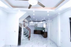 Bán nhà ngõ 13 lĩnh nam. ô tô vào nhà, lô góc, nhà mới 5t 45m 6.2 tỷ