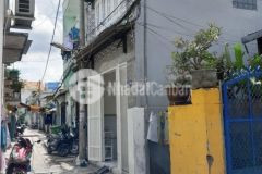 Bán nhà 2 lầu 1 sân thượng hẻm 194 chiến lược, bình trị đông, bình tân