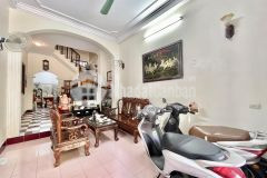 Bán nhà phân lô phố xã đàn hơn 8 tỷ gara ô tô 50m2, 5 tầng 2 thoáng vỉa hè ngõ rộng 8m