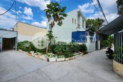 Hạ giá thêm100 triệu đất 2 mặt tiền 100 thổ cư gần nhà thờ chợ mới