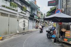 Mặt tiền trần văn đang 24m2, 3 tàng 4 x 6, 3 tỷ phuong 9. quận 3