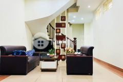 Cần bán nhà riêng phố đường láng quận đống đa 60m, ngõ ba gác đua nhỉnh 6 tỷ