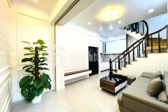 Bán nhà hoàng mai, minh khai, 5 tầng mới 31m2, gần phố