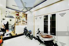 Chính chủ bán gấp mặt phố ngọc khánh giá 17 tỷ, 40mx5 tầng, kd sầm uất