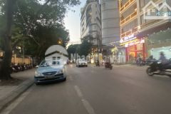 Nhà 40m26t mặt hồ đền lừ. mt5m, kd đắc địa, vỉa hè rộng