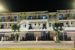 Bán nhà 3 tầng, phong thuỷ tốt, gần sông tự nhiên, gần công viên sinh khí, giá lại hấp dẫn