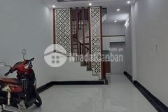 Bán nhà 5t x 36m2 phố tân mai, tt hoàng mai. ô tô đỗ cửa. chỉ 5.2 tỷ