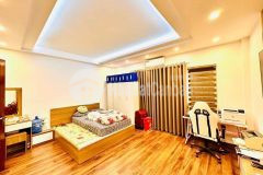 Hiếm,bán nhà phân lô láng,đống đa,ô tô,2 thoáng,46m,4t,giá 8.6 tỷ. lh hải 0966866250
