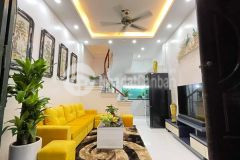 Bán nhà tổ 2 la khê, hà đông. gần bia bà, chợ đình. ngõ rộng. giá 3,05 tỷ.