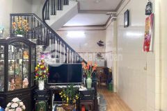 Bán nhà 5 tầng 40m2 trung tâm đống đa, ngõ thông phố láng hạ, nhà đẹp nhiều phòng.