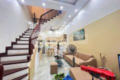 Nhà đẹp ở ngay ngõ 79 cầu giấy quan hoa 45m, mt4m giá 5.1 tỷ 0868470990