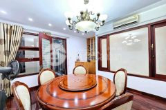 Nhà riêng khu phân lô view hồ hoàng cầu dt 60m2, oto tránh, full nội thất, sđcc