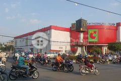 Bán nhà ngay kế bên đồng khởi, 1tỷ 650, sổ sẵn, full thổ, 3pn