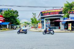 Bán gấp 160m2 đường 5.5m sẵn sổ sát ql1a chỉ 9xx