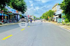 2 lô đất nền gần chợ kinh doanh buôn bán,cách ql1a chỉ 600m, qh 9m5