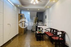 Bán nhà phố trích sài,mặt ngõ thông,diện tích 32m2,giá 4.6 tỷ