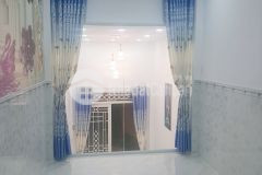 Bán nhà mặt tiền tân phú dài 10m gần đại học công thương chỉ 2 tỷ 600 triệu lh 0386018524.