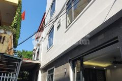 Bán nhà mới 5 tầng phố trạm,long biên 47m,mt10m,full nội thất chỉ 5 tỷ